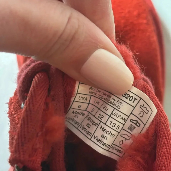 Red UGG Toddler Lace Up Boots Size 6 - Picture 8 of 8